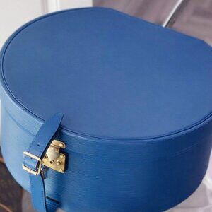louis vuitton boite chapeaux epi blue